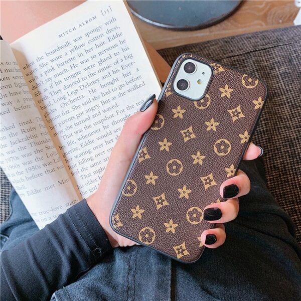 Case de téléphone de mode de couverture arrière en cuir de luxe avec des conceptions classiques pour Iphone