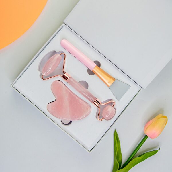 Kit 3 en 1 rouleau anti-âge en cristal de jade pour le visage Rouleau de quartz rose Gua Sha et ensemble de brosses - Image 3
