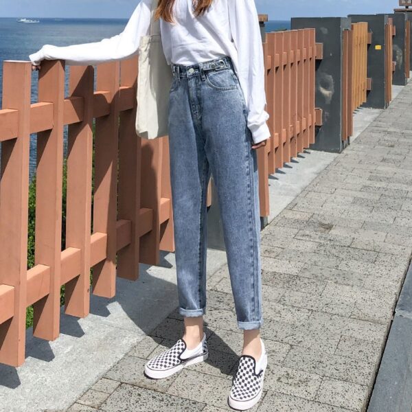 Jean BOYFRIEND ample délavé pour femme avec taille ajustée Jean taille haute - Image 4
